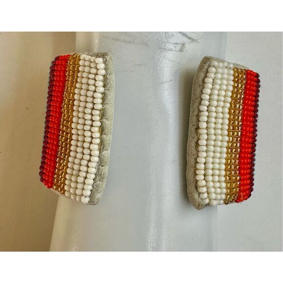 Handmade Beaded Cuff Bracelet – Turtle Design & Rainbow Stripes 🐢🌈 - Picture 6 of 8